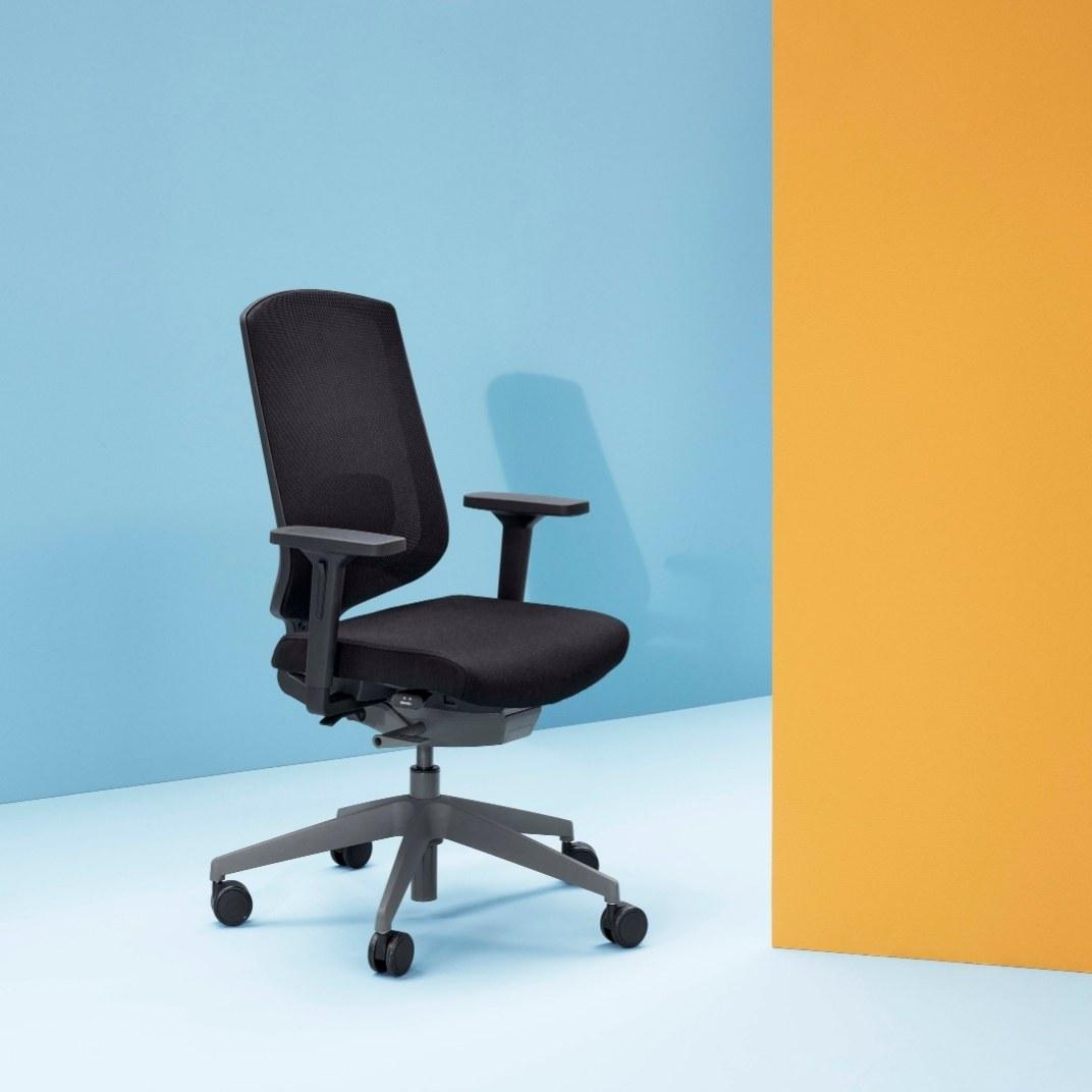 FLX2840 Freeflex Mesh Task Chair With Black Components Without Arms*