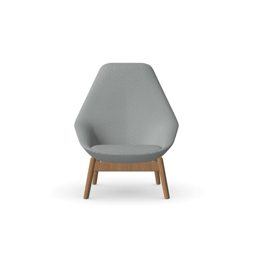 FMG1403 Famiglia Lounge Chair With Wooden Frame