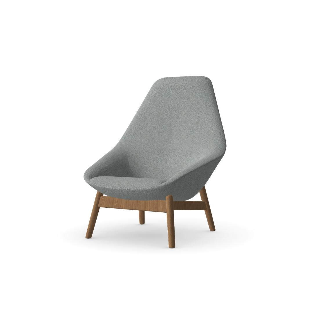 FMG1403 Famiglia Lounge Chair With Wooden Frame