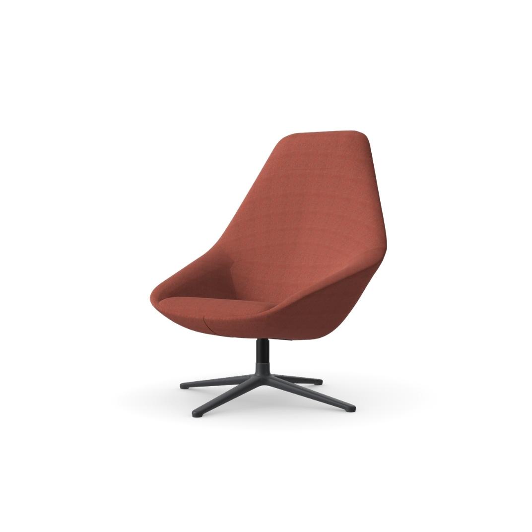 FMG1405 Famiglia Lounge Chair With 4 Star Swivel Base