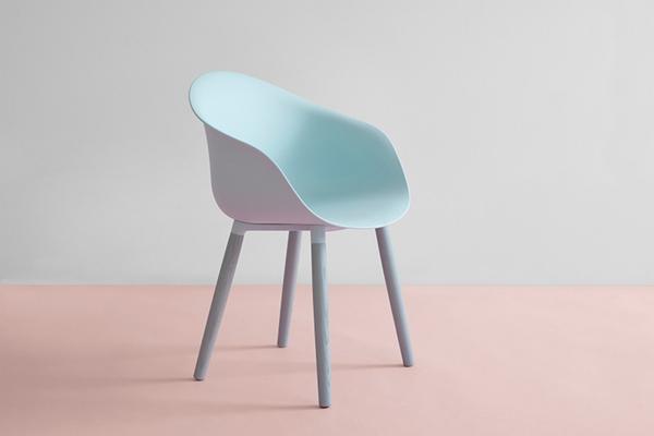 KIN302 Kin Tub Chair With 4 Leg Frame