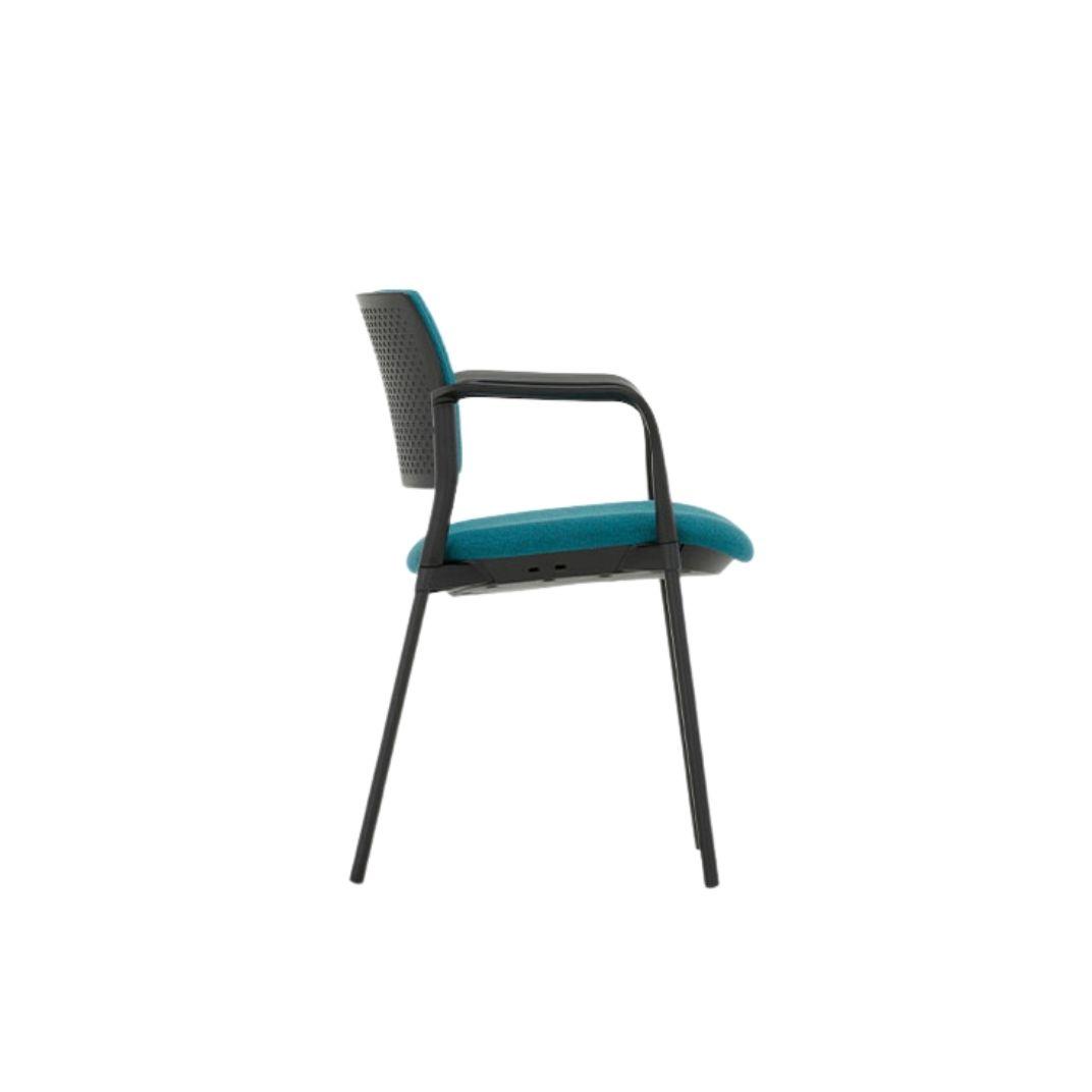 KS3A Kyos With Arms 4 Legs Fully Upholstered