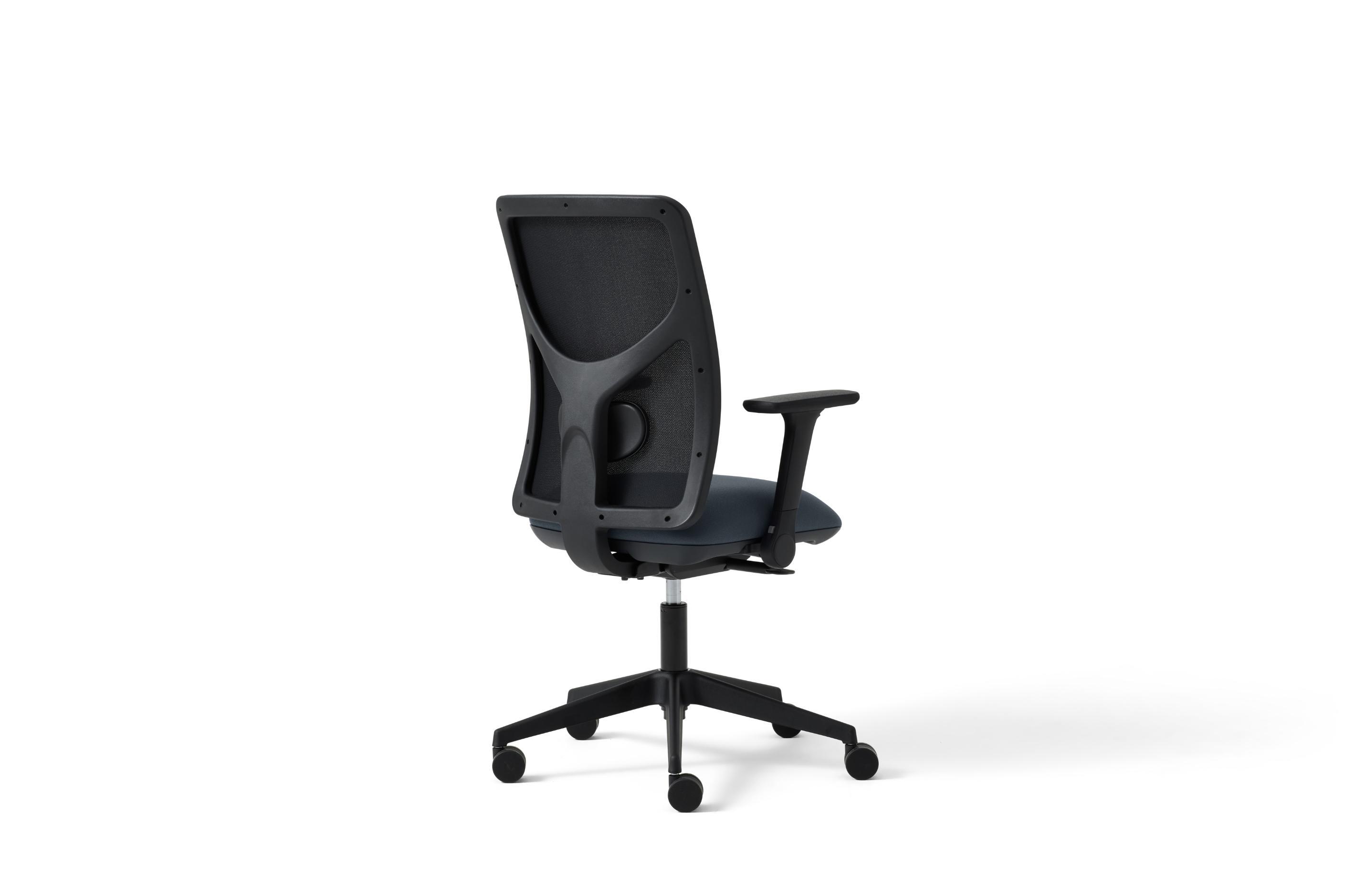 PPM90FDA Pluto Plus Mesh,Fold down arms, Mesh Back Sychronised Mechanism*