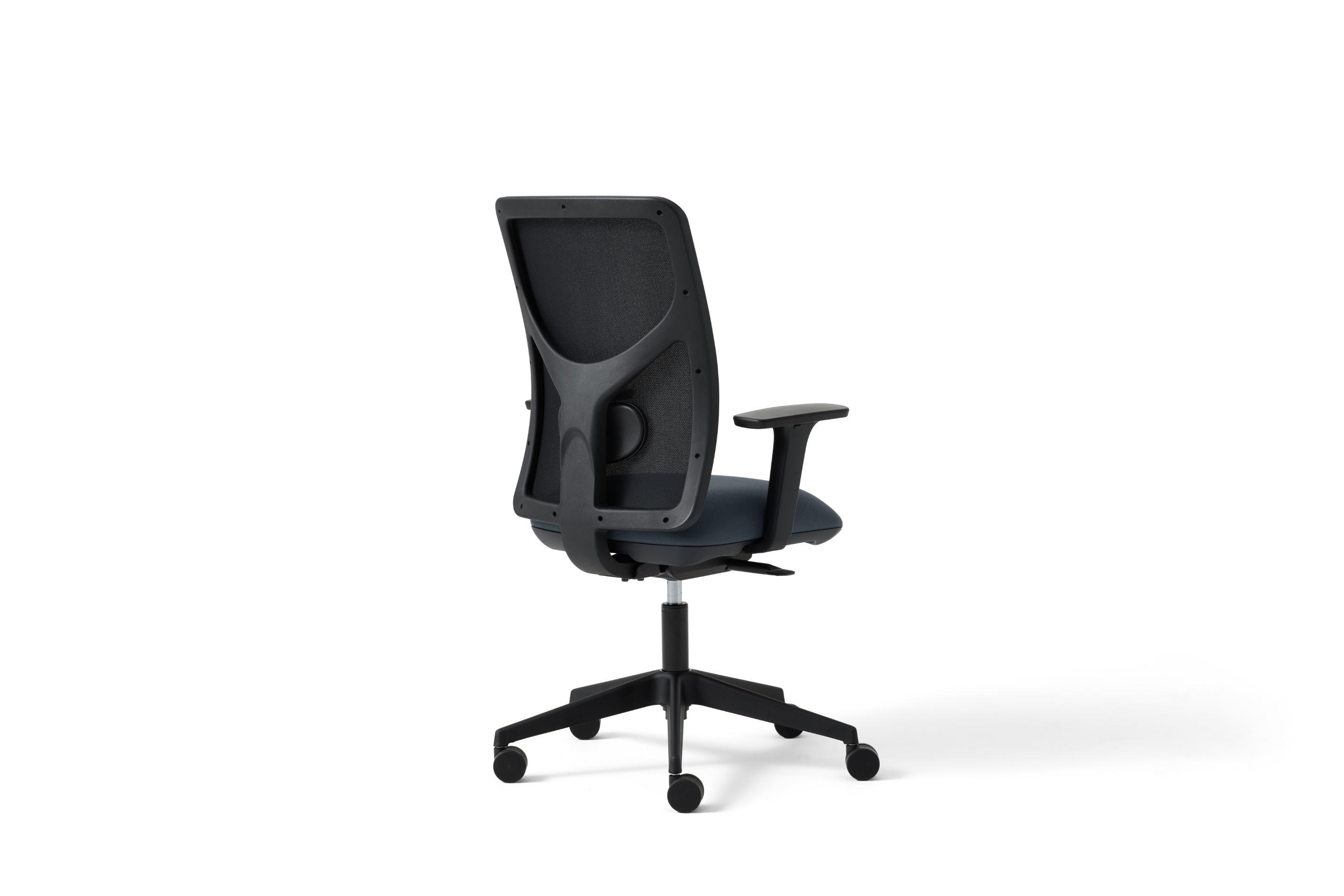 PPM90HA Pluto Plus Mesh, Height adjustable arms, Mesh Back Sychronised Mechanism*