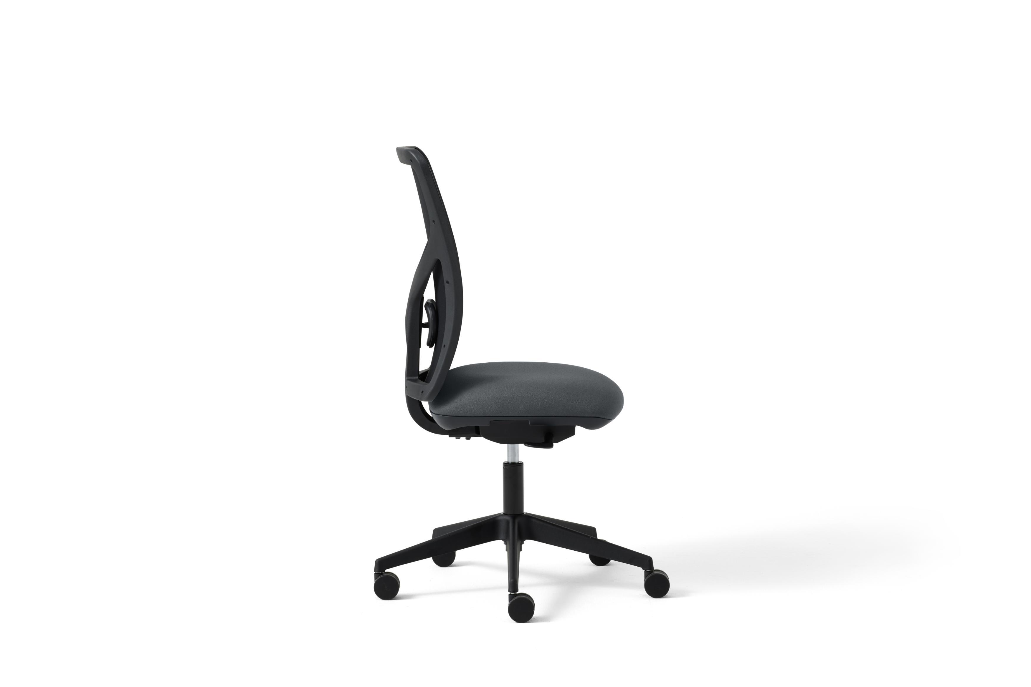 PPM90 Pluto Plus Mesh No Arms Mesh Back Sychronised Mechanism