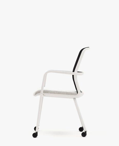 CR7 Circo Motion Conference Chair With Castors, Arms and Upholstered Seat