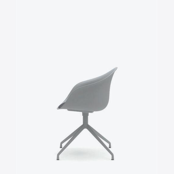 KIN304U1 Kin Tub  Chair With 4 Star Swivel Base, Upholstered Seat Pad