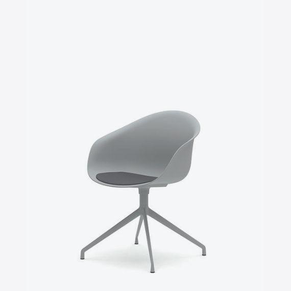 KIN304U1 Kin Tub  Chair With 4 Star Swivel Base, Upholstered Seat Pad