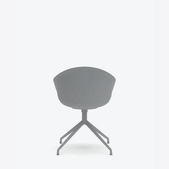 KIN304 Kin Tub Chair With 4 Star Swivel Base