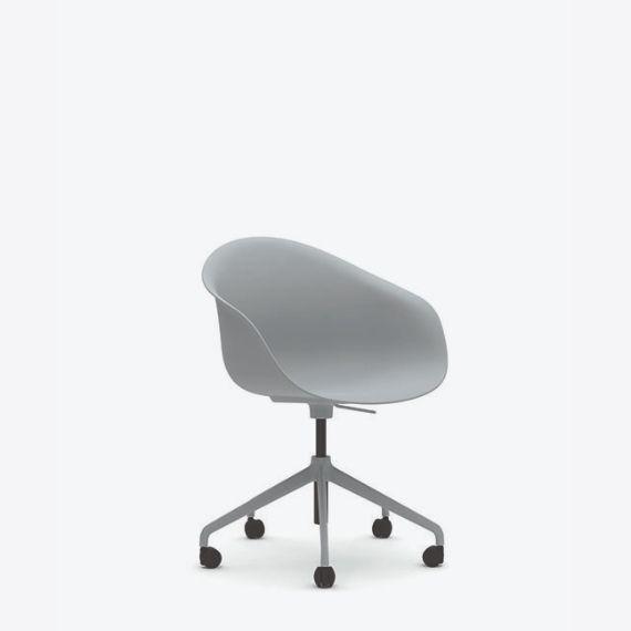 KIN305 Kin Tub Chair With 5 Star Swivel Base