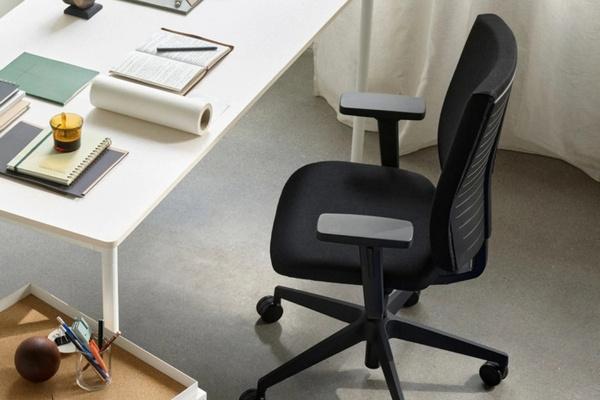 Freeflex Black Task Chair With Black Components