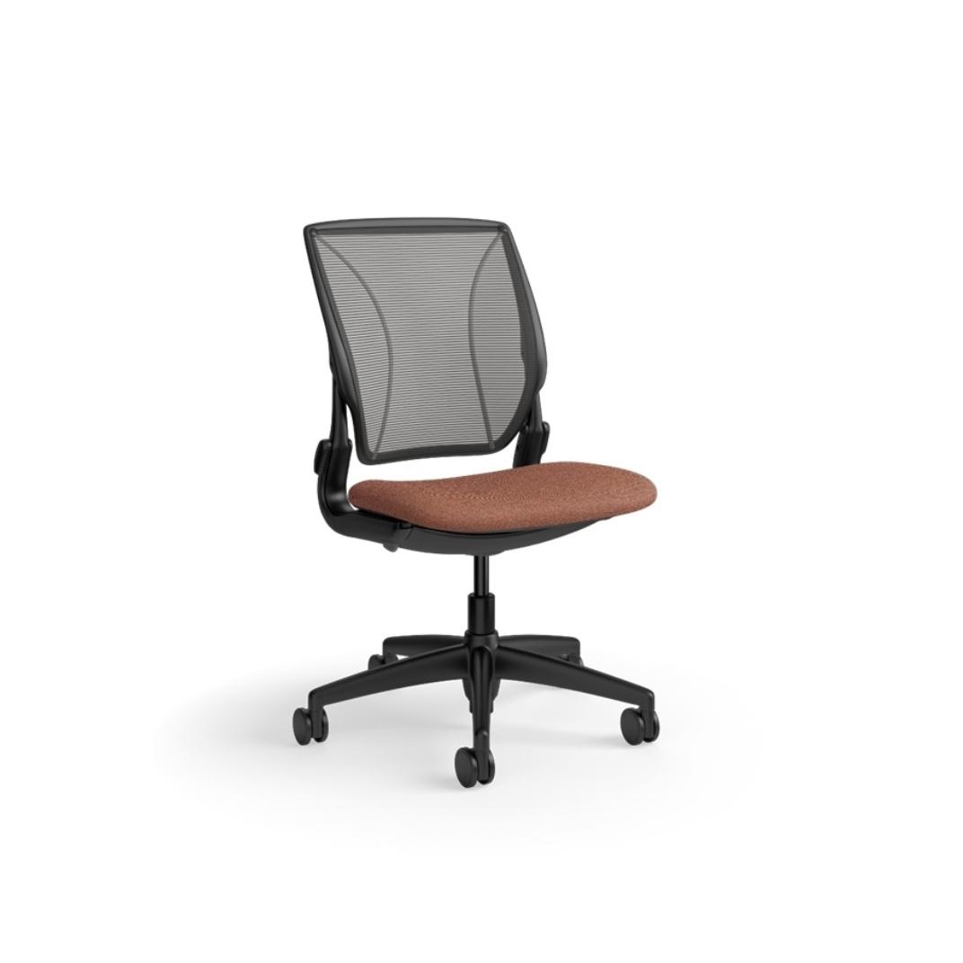 Diffrient World Chair
