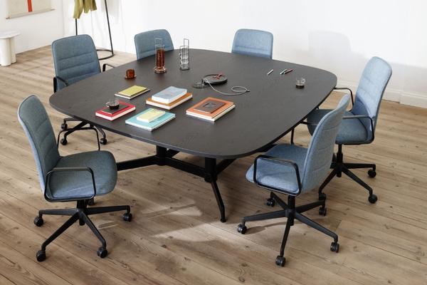 Kaya Chair, 5 Star High Rise Swivel Base